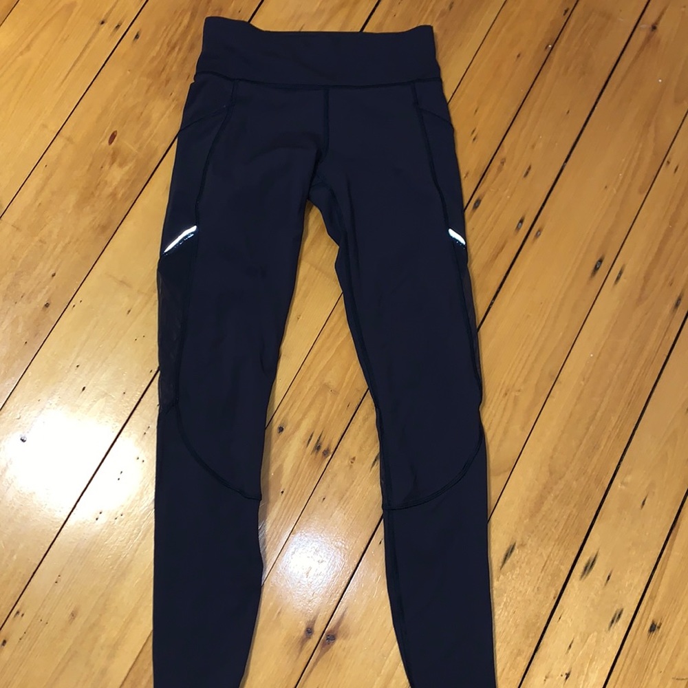 Lululemon mesh sides running pants, purple, size 4